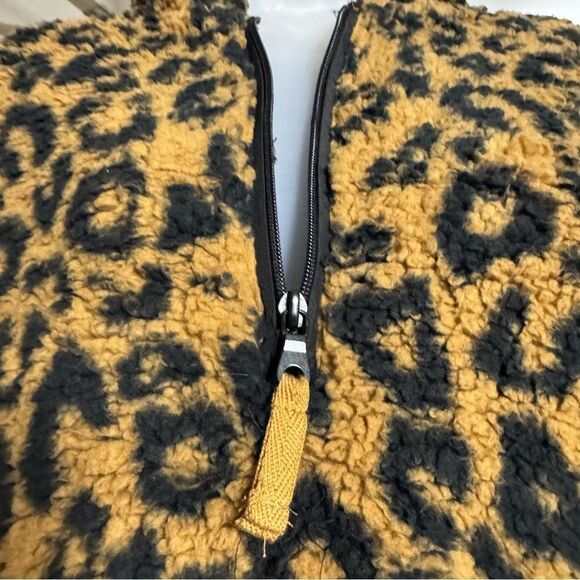 FADE Junior Leopard Print Half-Zip Faux Sherpa Hoodie, Size Large - Picture 10 of 15